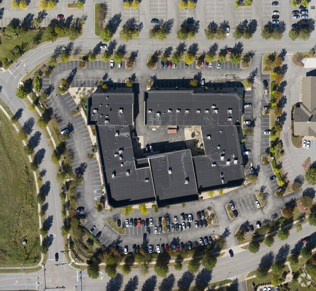 More Photos Of 1050 Glenbrook Way, Hendersonville Storefront For Lease