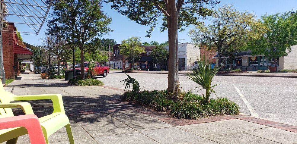 More Photos Of 2727 Cleveland St, Elloree Restaurant For Sale