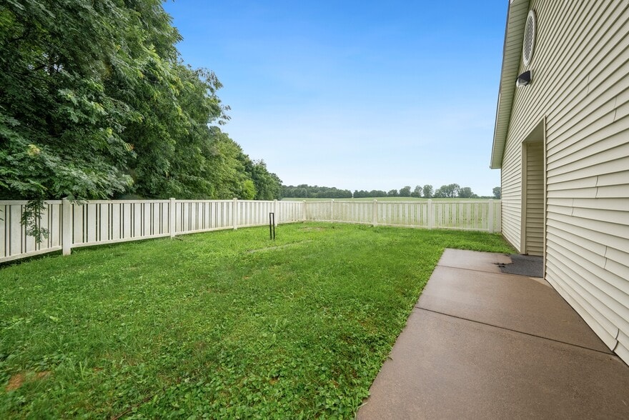 More Photos Of 80 Miller St, Centerburg Congregate Senior Housing For Sale