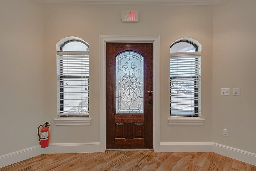 More Photos Of 21386 Provincial Blvd, Katy Medical For Sale