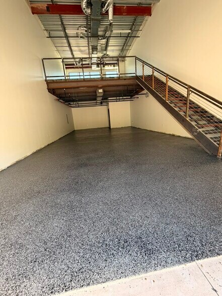 More Photos Of 15889 Ronald W Reagan Blvd, Leander Showroom For Lease