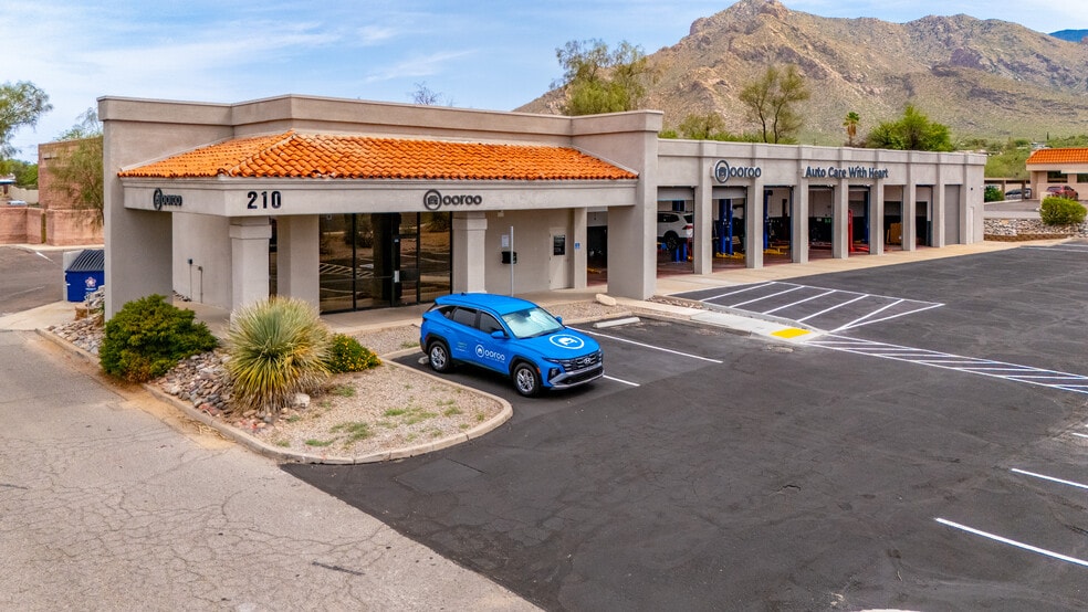 More Photos Of 210 W MaGee Rd, Tucson Auto Repair For Sale
