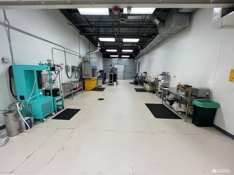 More Photos Of 1820 Industrial Cir, Longmont Light Manufacturing For Lease