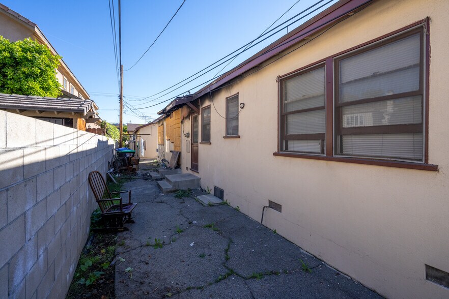 More Photos Of 215 N Alhambra Ave, Monterey Park Apartments For Sale