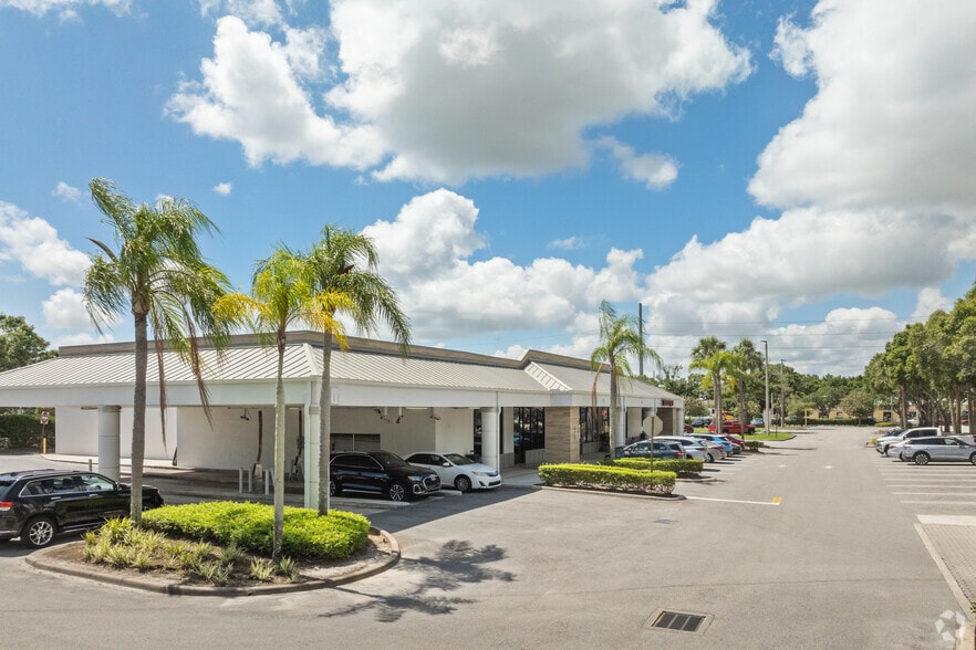 More Photos Of 259-327 SE Port St Lucie Blvd, Port Saint Lucie Unknown For Lease