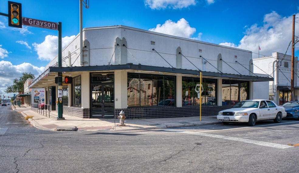 More Photos Of 1941-1947 N New Braunfels Ave, San Antonio Storefront Retail Office For Lease