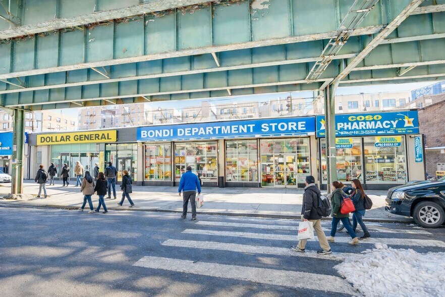 Primary Photo Of 1412 Jerome Ave, Bronx Storefront For Lease