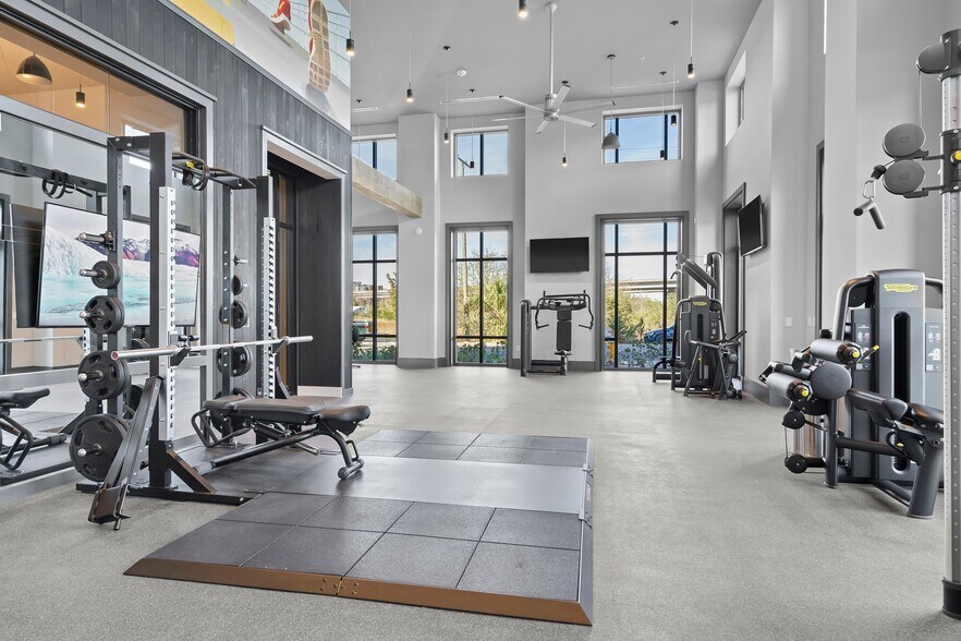 More Photos Of 838 Morrison Dr, Charleston Apartments For Lease