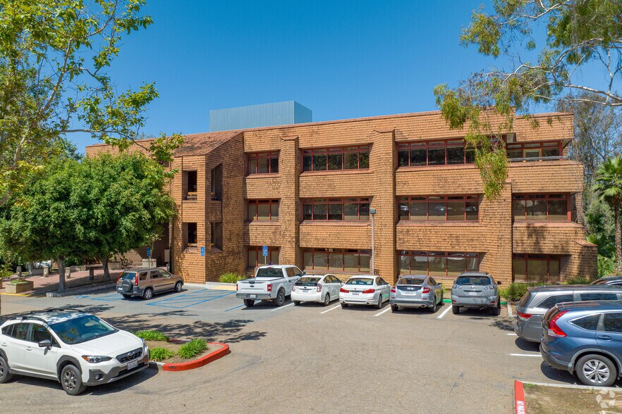 More Photos Of 1545 Hotel Cir S, San Diego Unknown For Lease