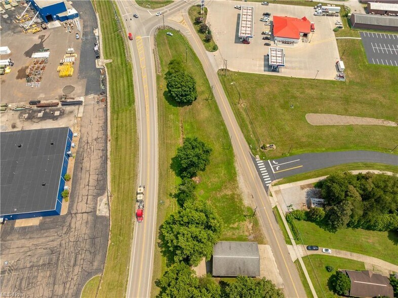 More Photos Of 3249 Coral Rd, Malvern Office For Sale