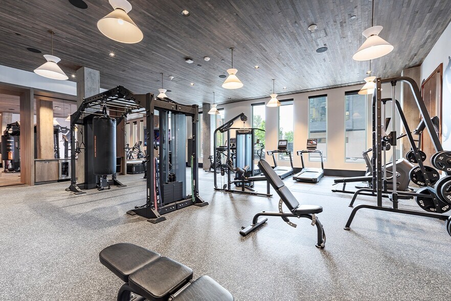 More Photos Of 1040 Santa Fe Dr, Denver Apartments For Lease