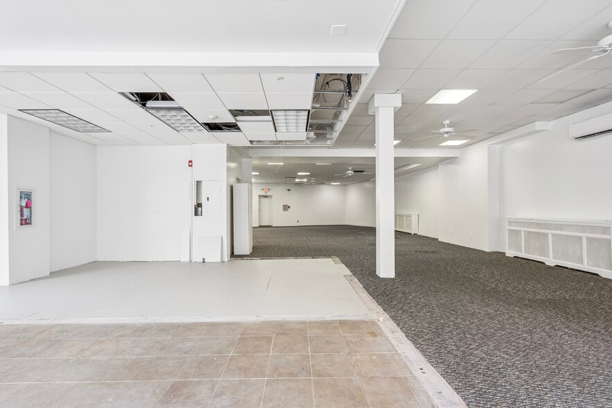 More Photos Of 7167 Germantown Ave, Philadelphia Storefront Retail Residential For Lease