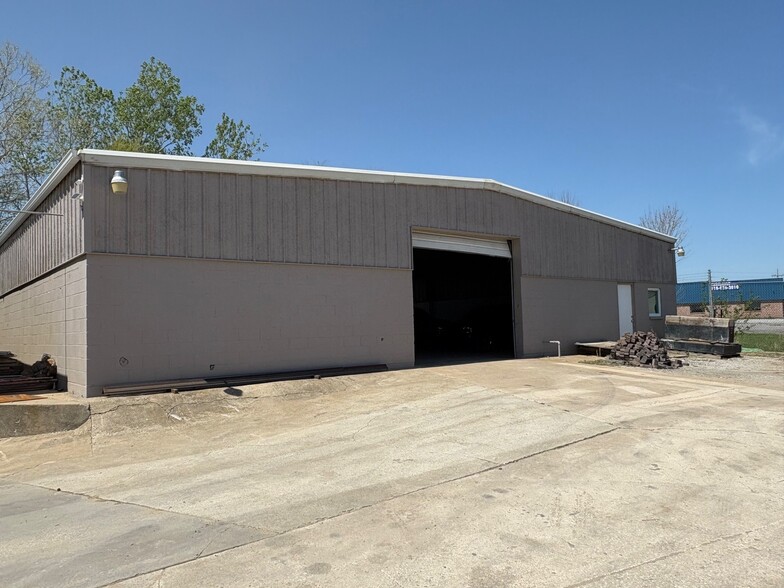 More Photos Of 10912 S 264th Ave E, Coweta Warehouse For Sale