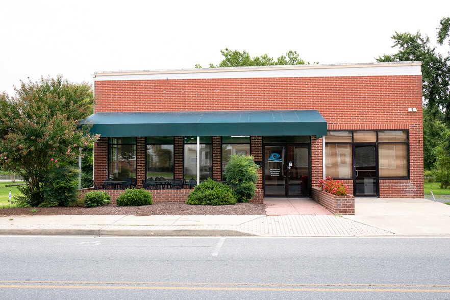 More Photos Of 204 S Main St, Federalsburg Storefront Retail Office For Sale
