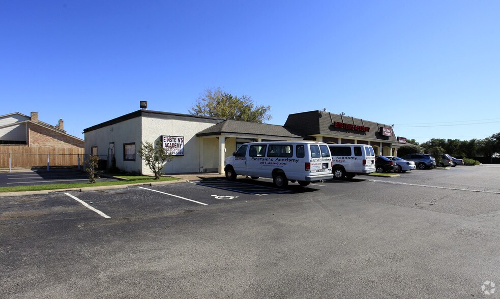 More Photos Of 3744-3746 Cartwright Rd, Missouri City General Retail For Sale