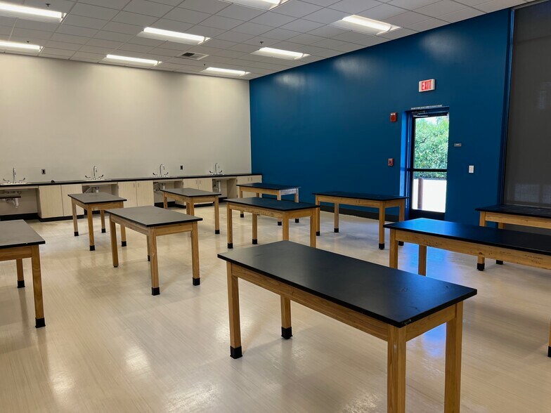 More Photos Of 537-539 E Weddell Dr, Sunnyvale Schools For Sale