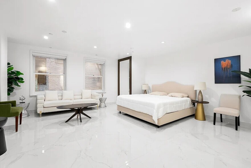 More Photos Of 53 Murray St, New York Apartments For Sale