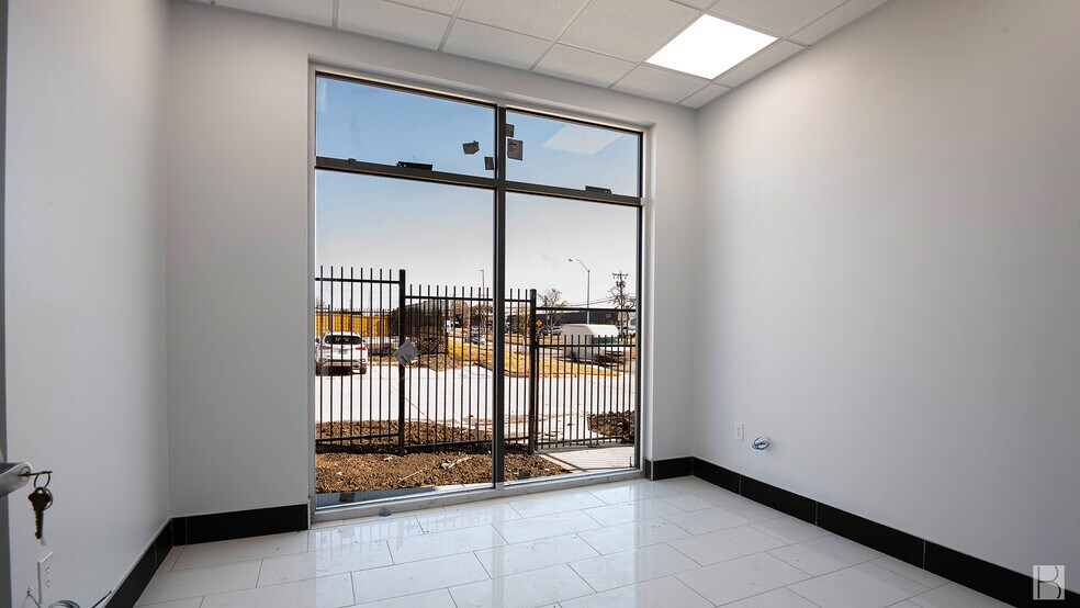 More Photos Of 875 W Kearney St, Mesquite Industrial For Sale