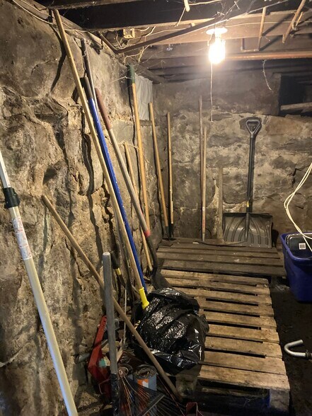 More Photos Of 233 Poquonnock Rd, Groton Restaurant For Sale