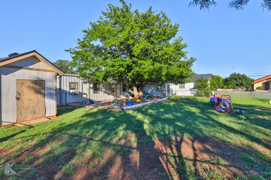 More Photos Of 6000 Buffalo Gap Rd, Abilene Daycare Center For Sale