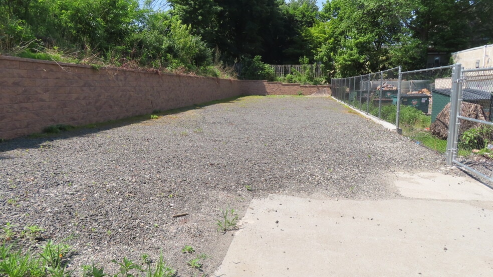 Primary Photo Of 108 Grant Ave, Plainfield Land For Lease