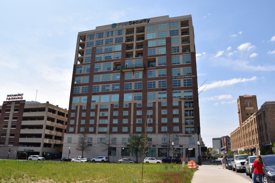 More Photos Of 521 President Clinton Ave, Little Rock Office Residential For Sale