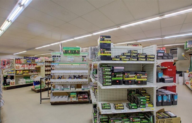 More Photos Of 6852 N Winton Way, Winton Freestanding For Sale