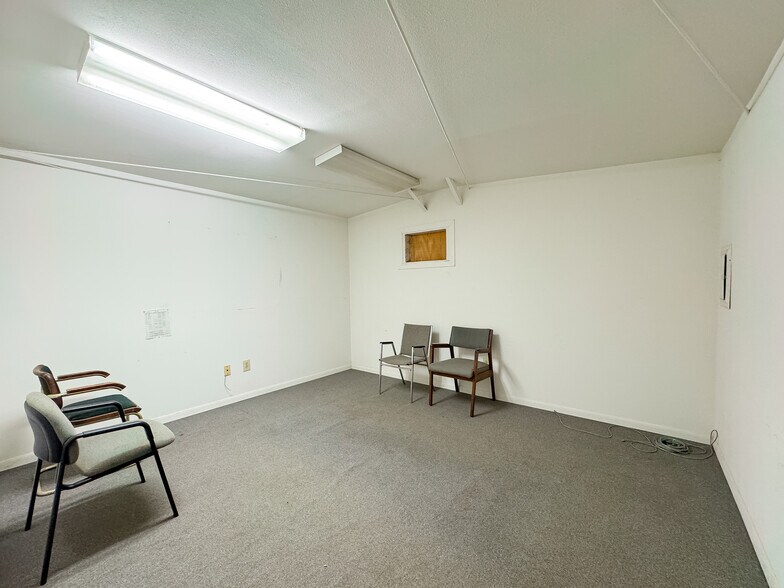 More Photos Of 7206 Elbert, Houston Industrial For Sale