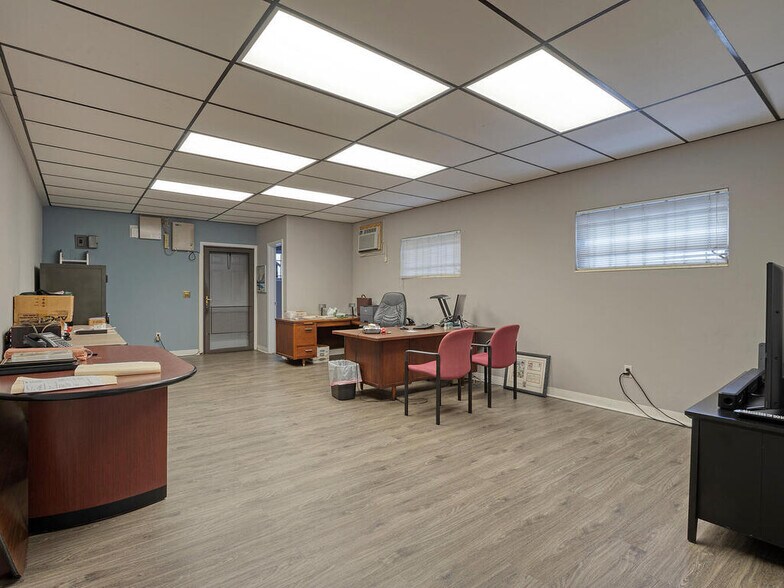 More Photos Of 1311 S Missouri Ave, Clearwater Freestanding For Sale
