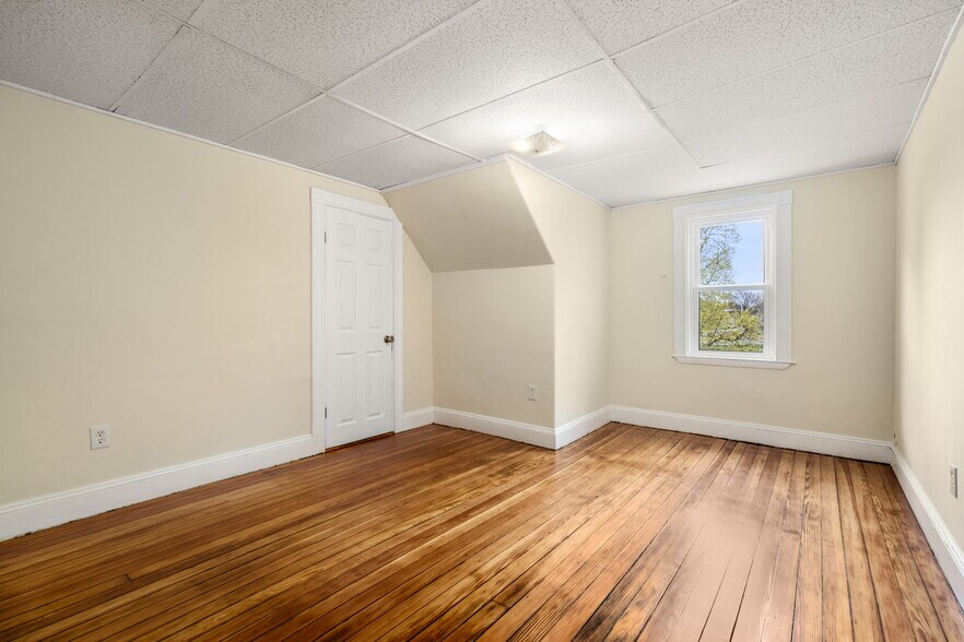 More Photos Of 10 Royal St, Boston Multifamily For Sale