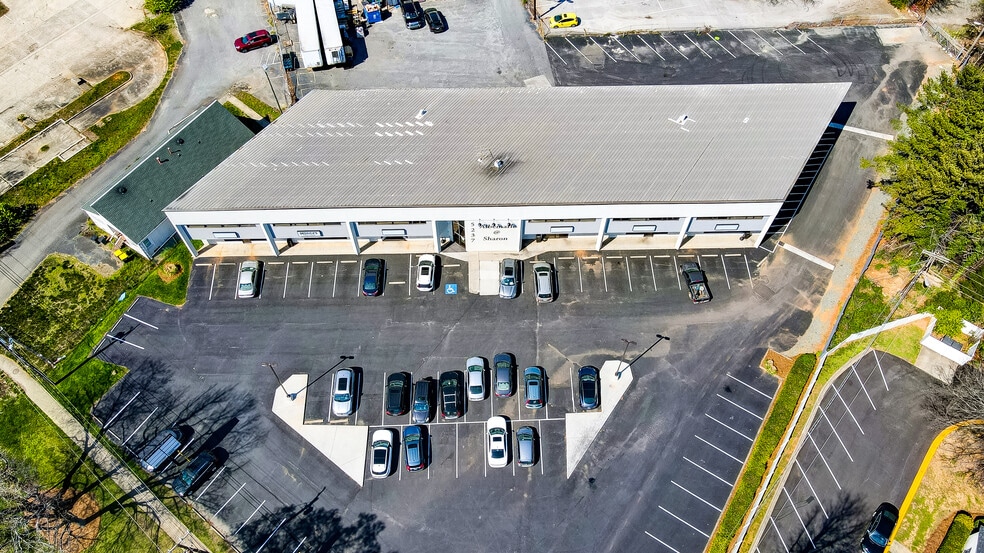 More Photos Of 5237 Albemarle Rd, Charlotte Storefront Retail Office For Lease