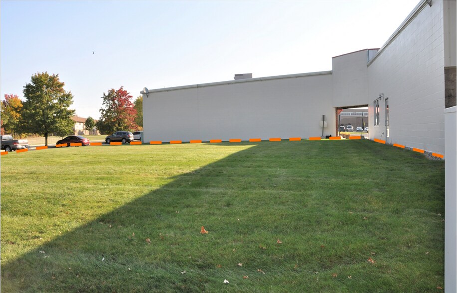 More Photos Of 265 N Duesenberg Dr, Auburn Land For Lease