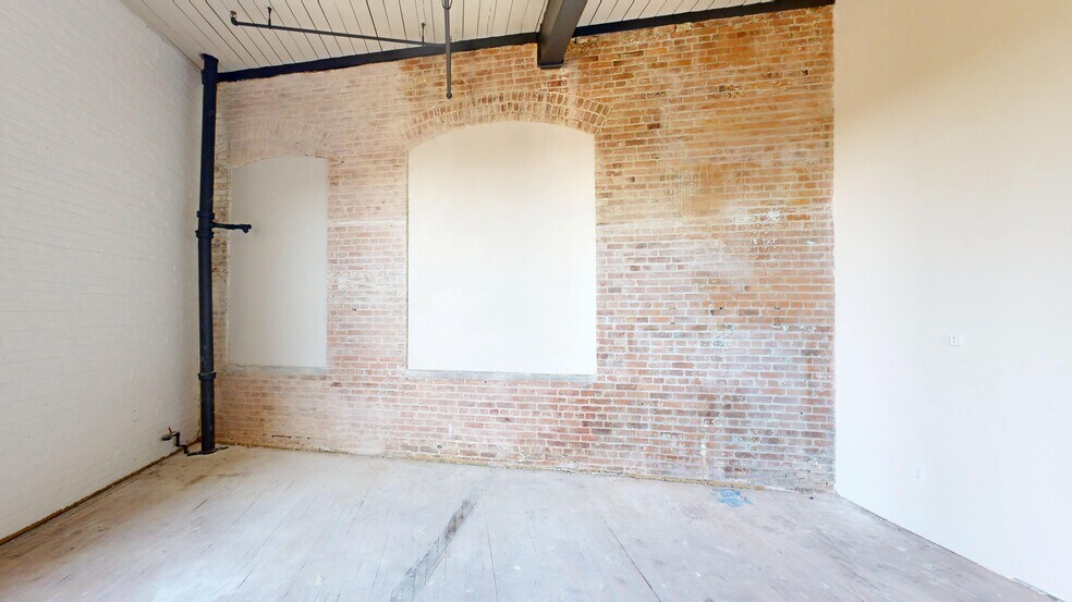 More Photos Of 9-11 Broad St, Glens Falls Office For Lease