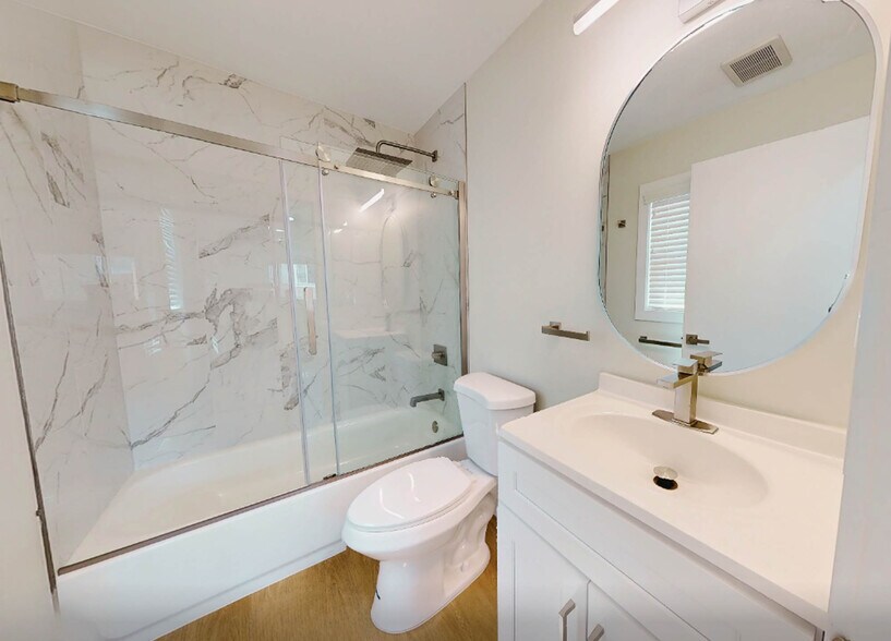 More Photos Of 2370 Portland St, Los Angeles Apartments For Sale