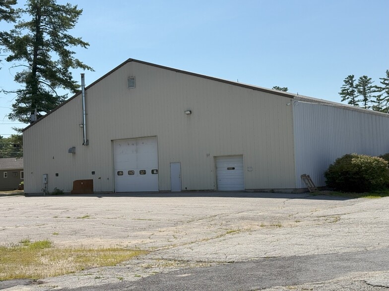 More Photos Of 209 Main St, South Paris Auto Dealership For Sale