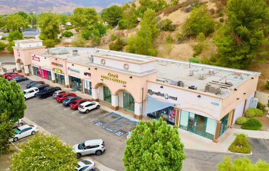 More Photos Of 4235 University Pky, San Bernardino Storefront Retail Office For Lease