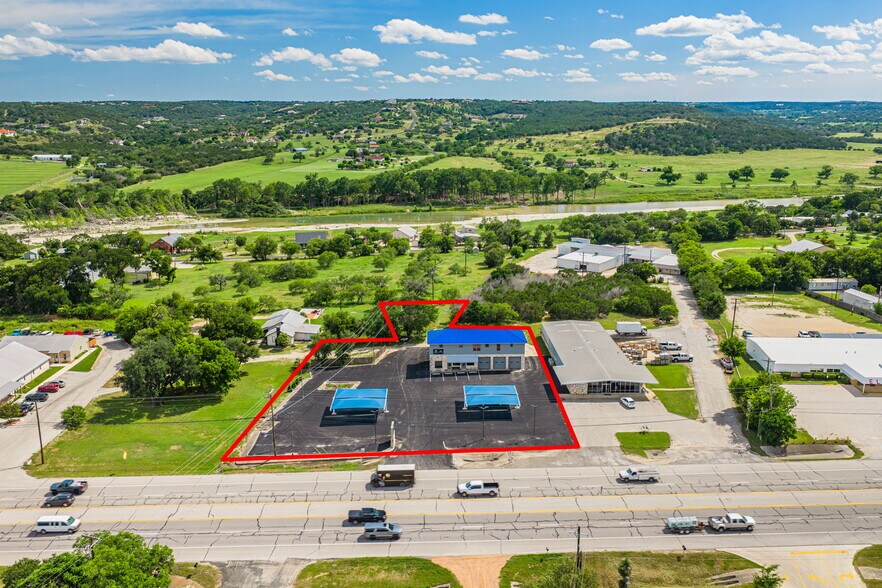 More Photos Of 1903 Junction Hwy, Kerrville Auto Repair For Sale