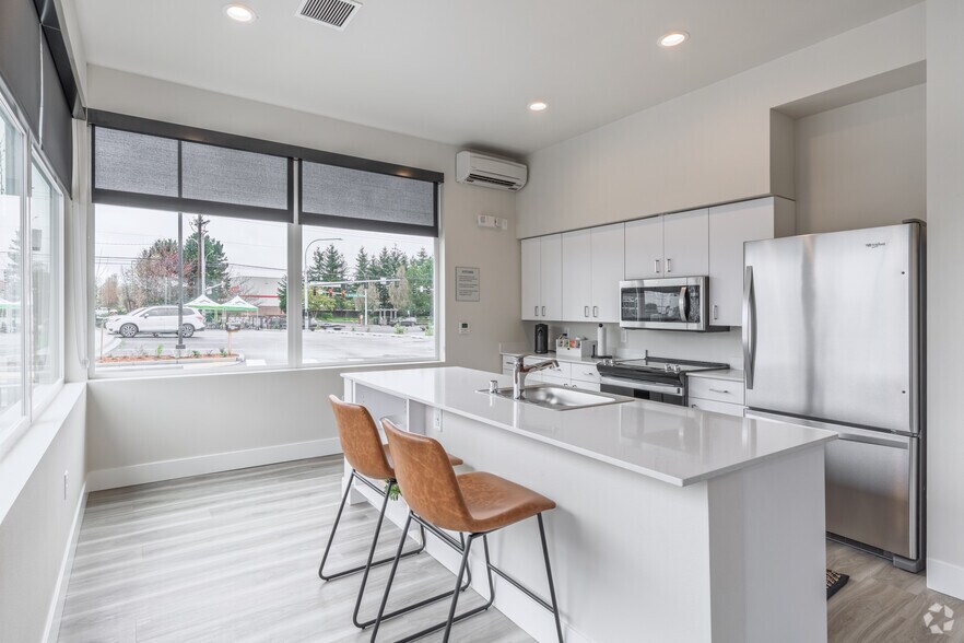 More Photos Of 200 E McCorquedale Rd, Burlington Apartments For Sale