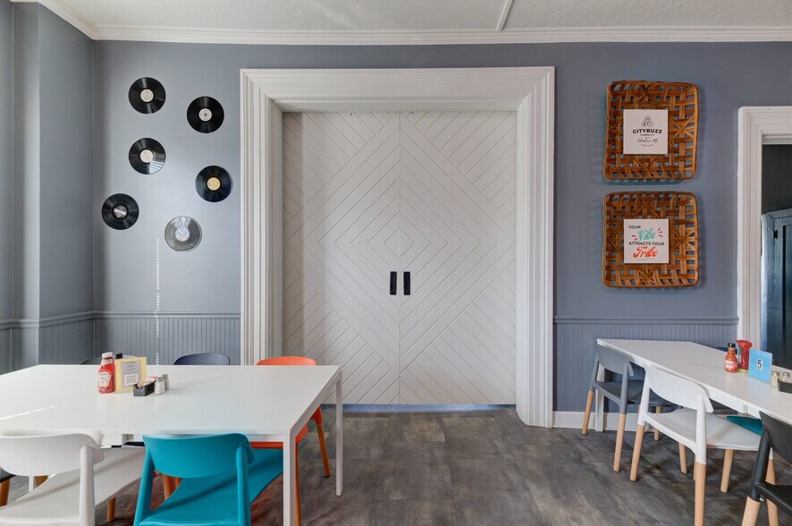 More Photos Of 28 E Main St, Johnstown General Retail For Sale