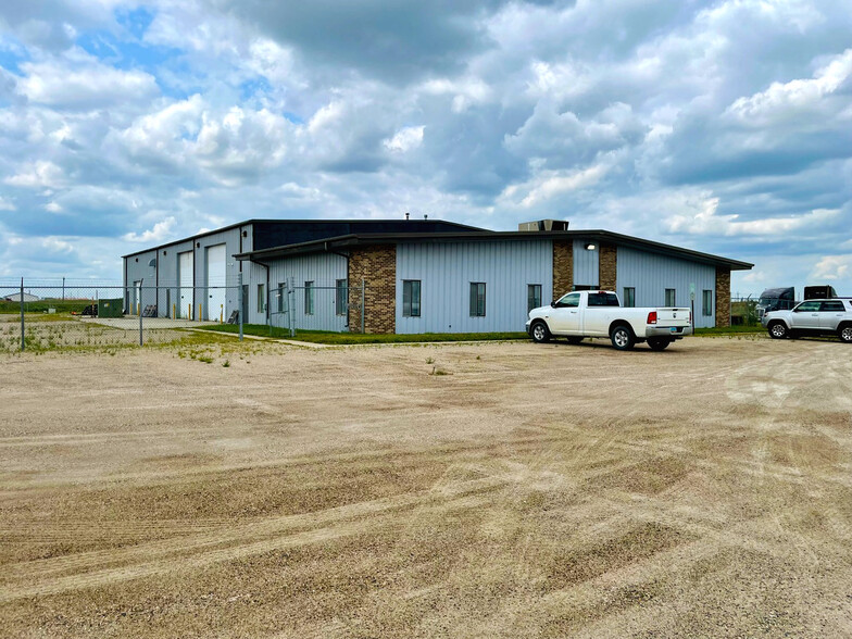 Primary Photo Of 308-448 7th St NW, West Fargo Truck Terminal For Lease