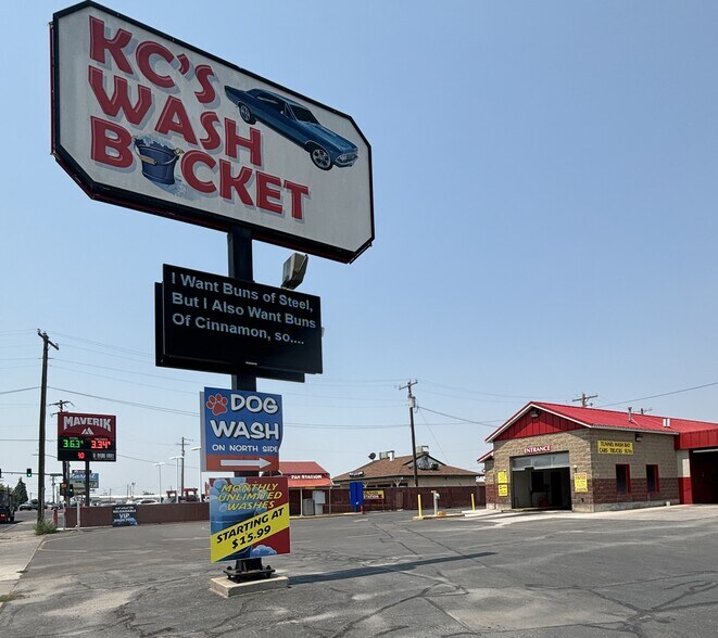 More Photos Of 865 W Bridge St, Blackfoot Carwash For Sale