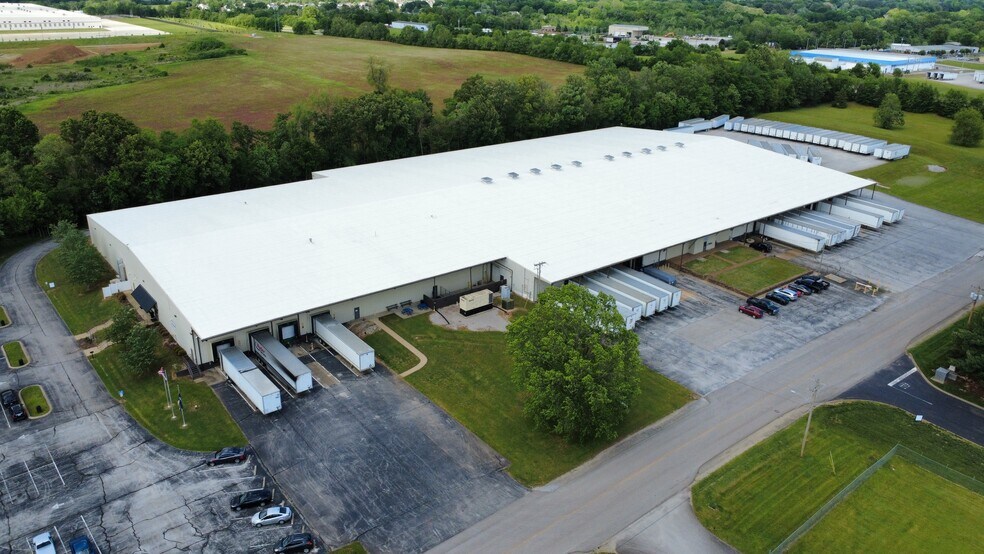 Primary Photo Of 2206 Oakland Pky, Columbia Distribution For Sale