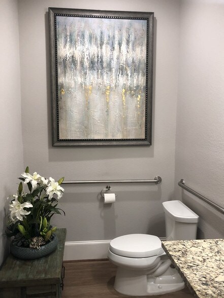 More Photos Of 12262 Queenston Blvd, Houston Unknown For Lease