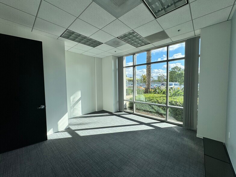More Photos Of 2855 Michelle Dr, Irvine Office For Lease