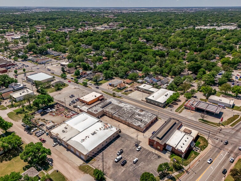 More Photos Of 470 N Seneca St, Wichita Warehouse For Sale