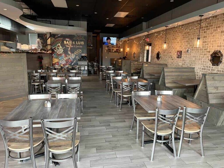 More Photos Of 4790 Peachtree Industrial Blvd, Norcross Freestanding For Lease