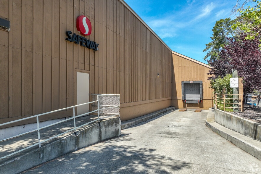 More Photos Of 867-891 Island Dr, Alameda Unknown For Lease