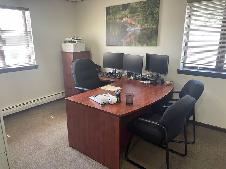 More Photos Of 1432 Lincoln Way, McKeesport Medical For Lease