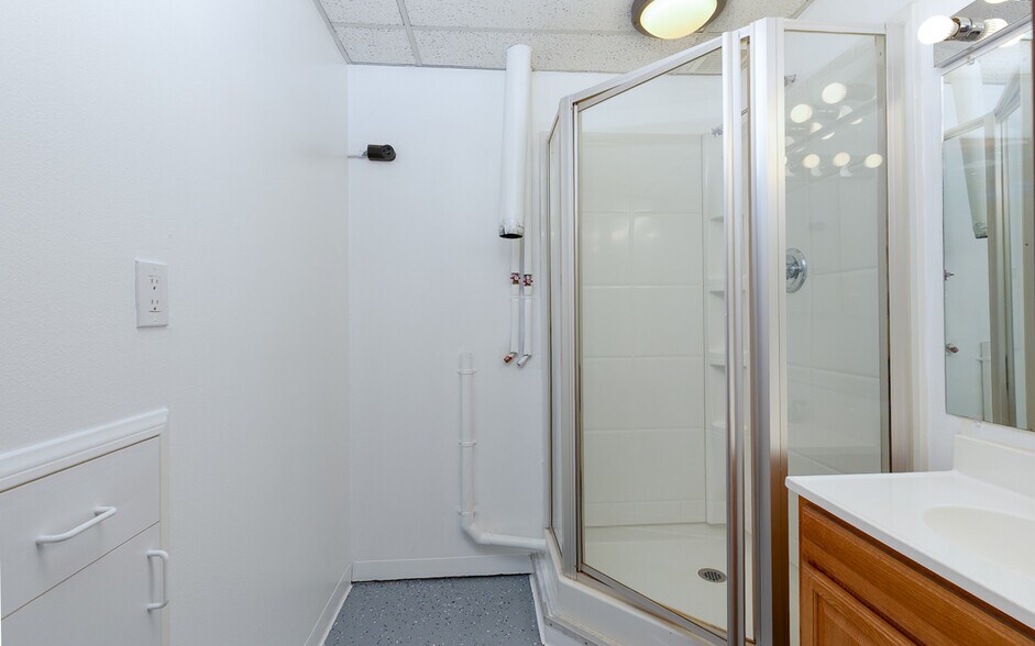 More Photos Of 24630-24688 Redlands Blvd, Loma Linda Storefront For Sale