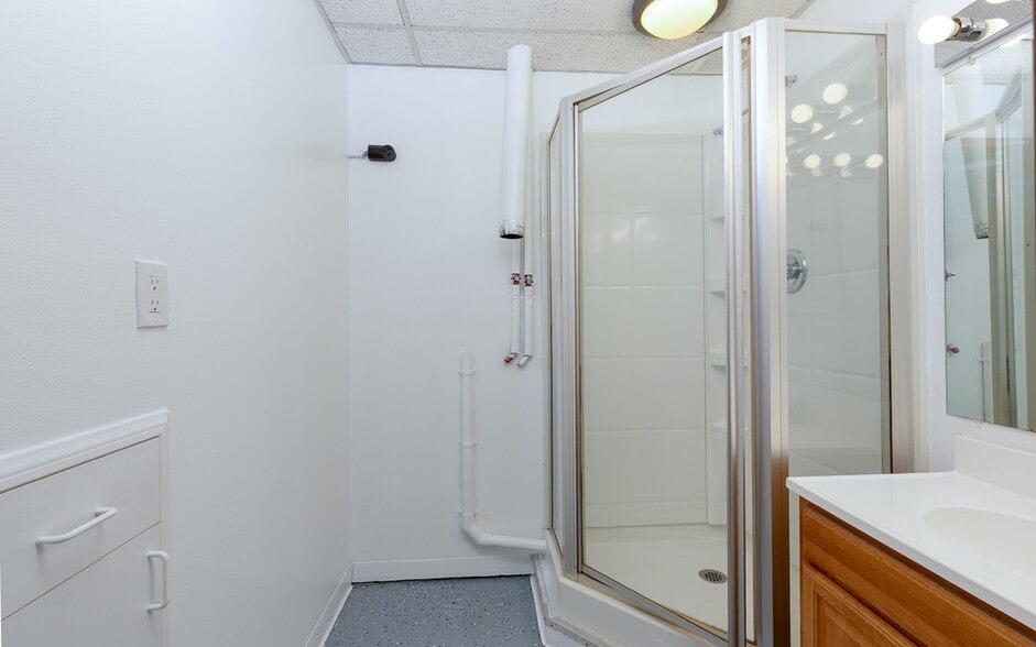 More Photos Of 24646 Redlands Blvd, Loma Linda Storefront For Sale